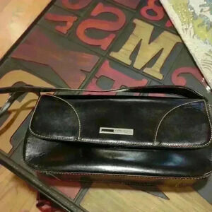 Kenneth Cole Reaction Leather Handbag